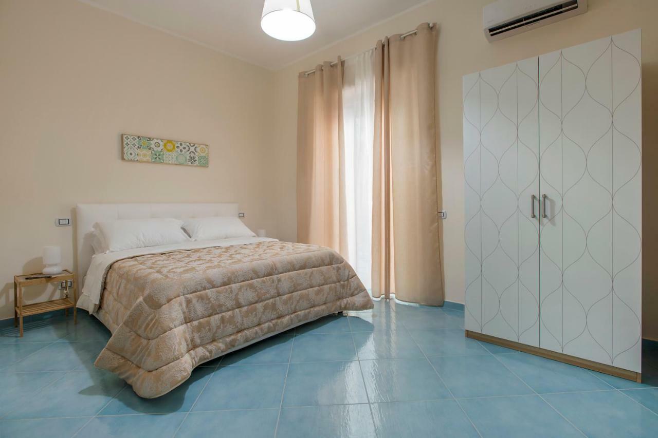 サレルノ Ad Maiora Bed & Breakfast エクステリア 写真