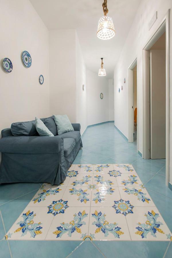 サレルノ Ad Maiora Bed & Breakfast エクステリア 写真