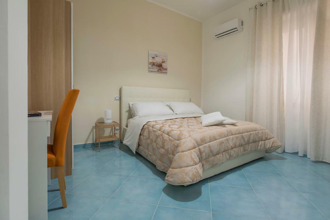 サレルノ Ad Maiora Bed & Breakfast エクステリア 写真