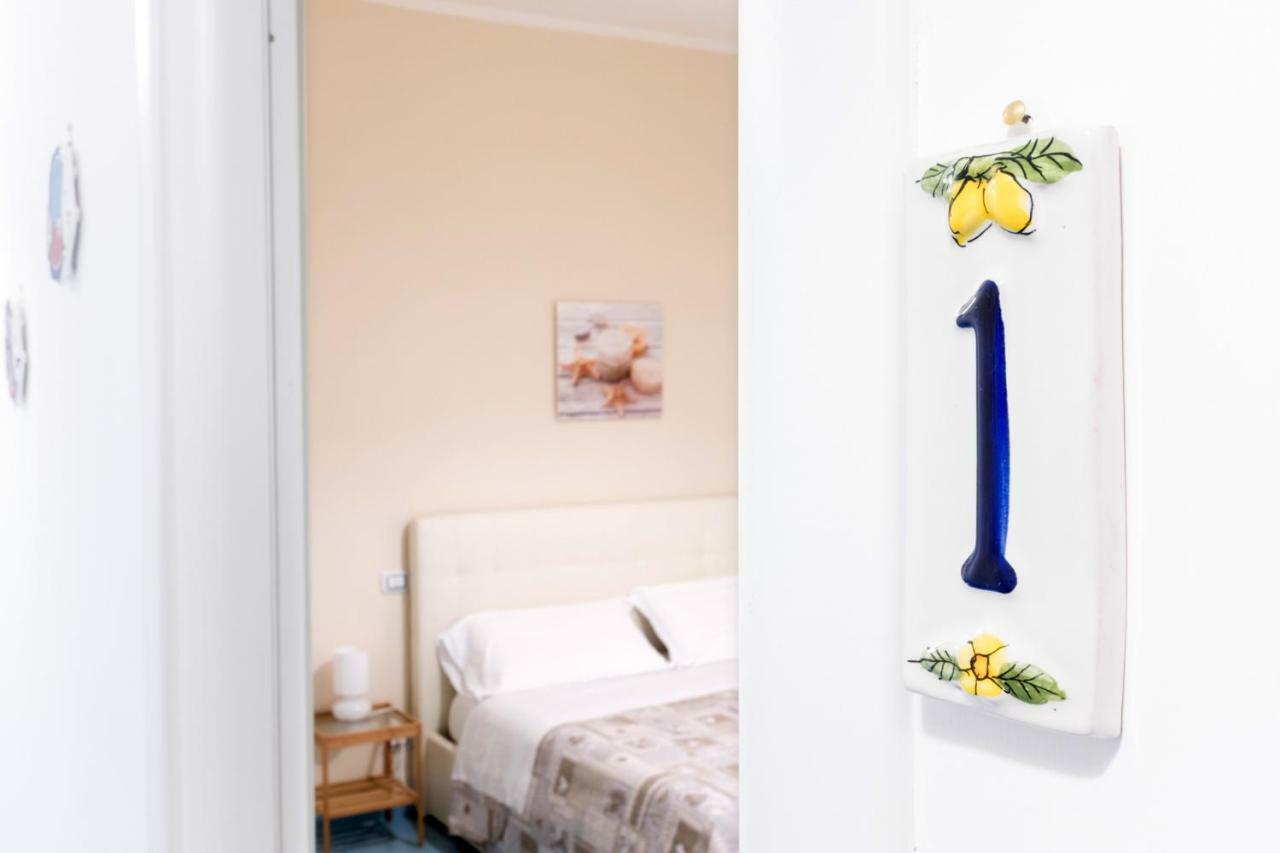 サレルノ Ad Maiora Bed & Breakfast エクステリア 写真